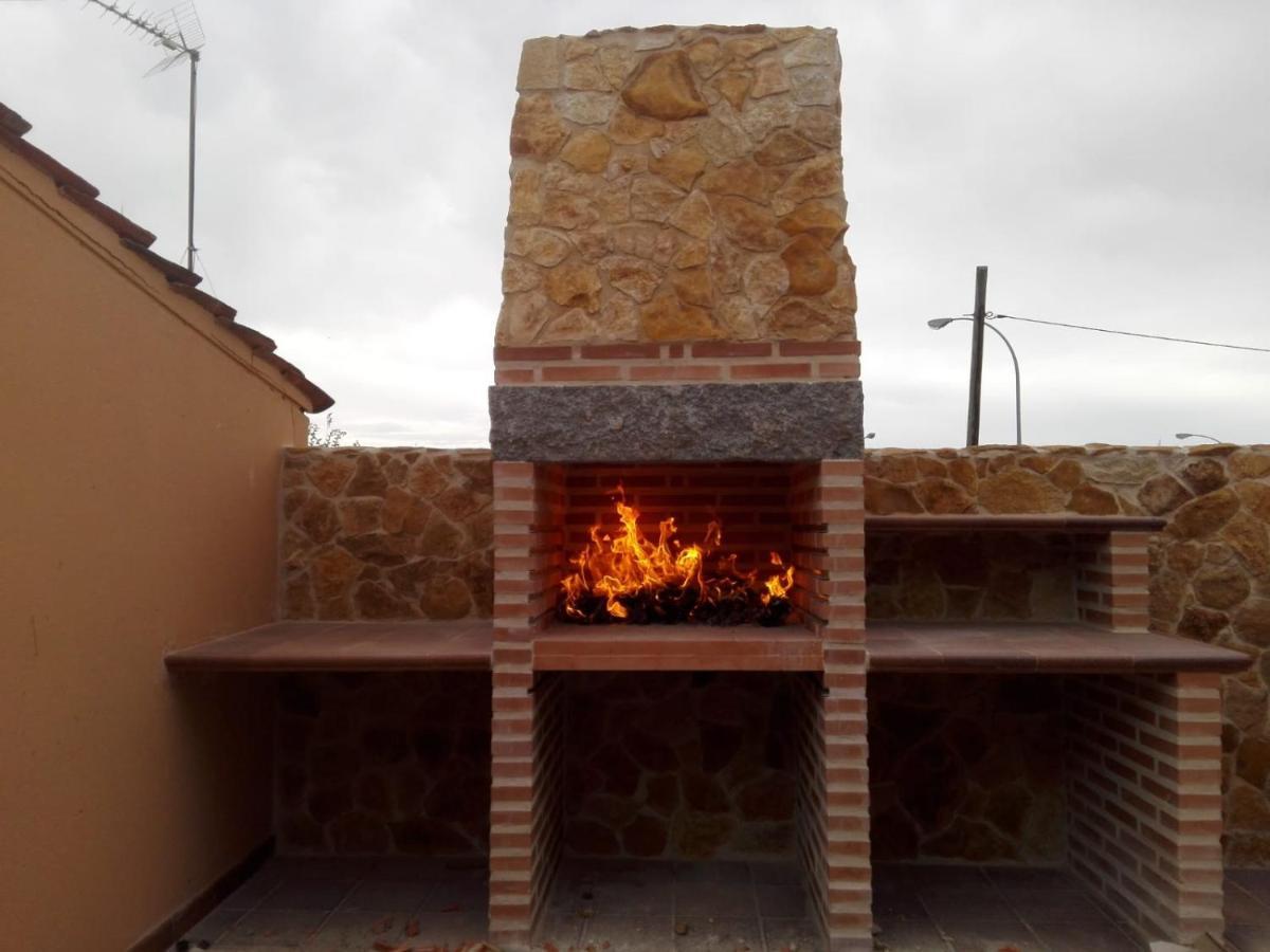 La Cerca de Torrecaballeros, a 10 min de Segovia Exterior foto
